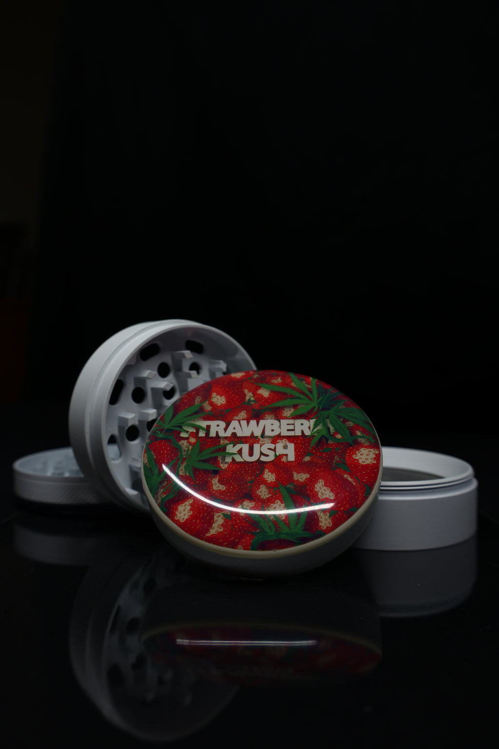 "STRAWBERRY" GRINDER