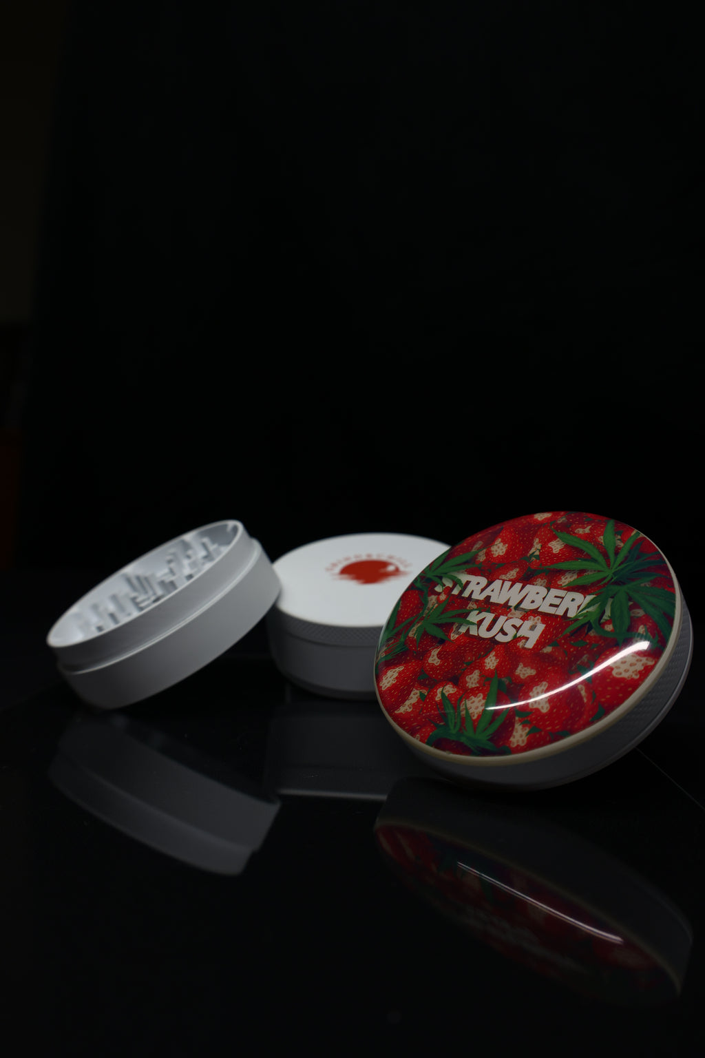 "STRAWBERRY" GRINDER