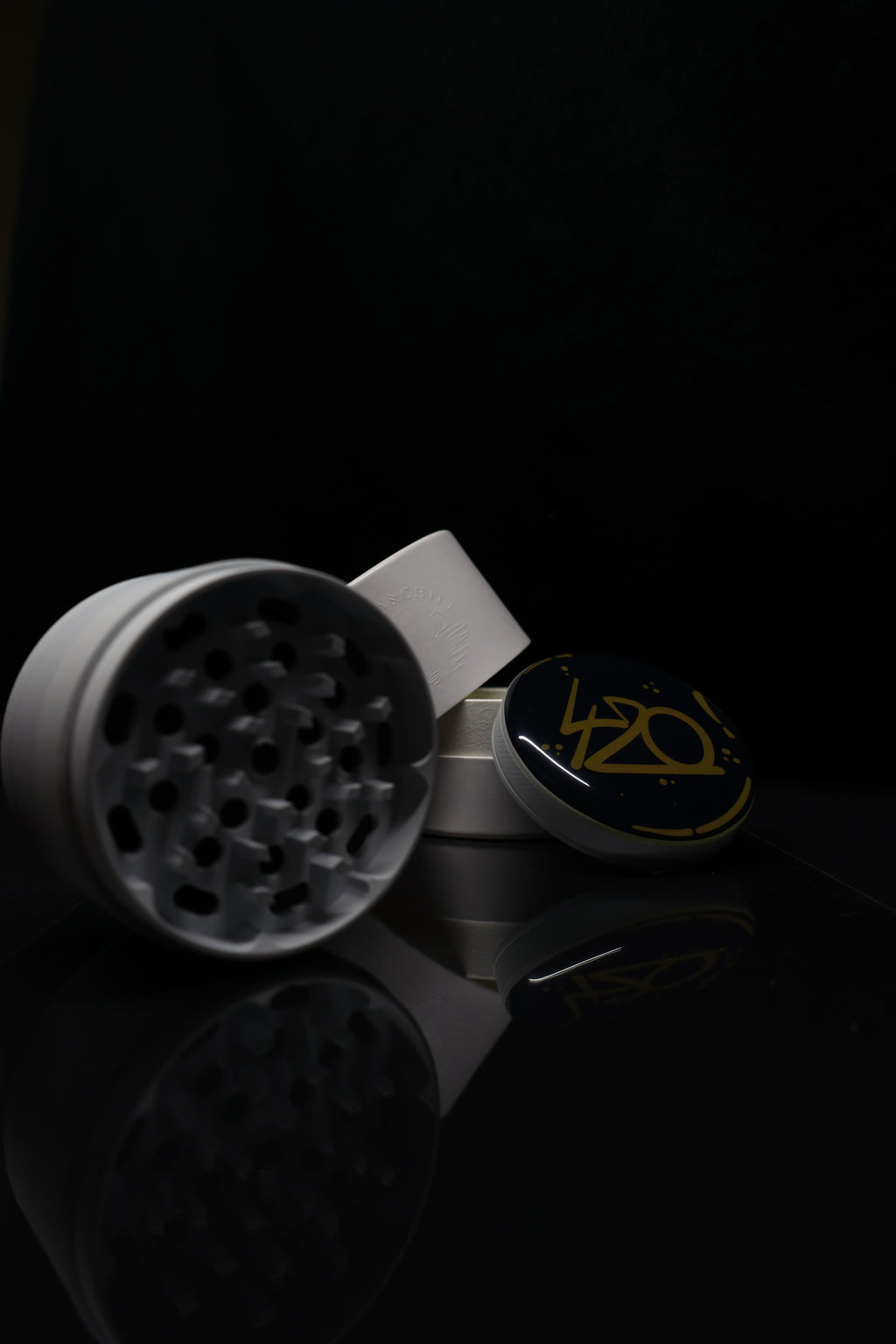 "420" GRINDER