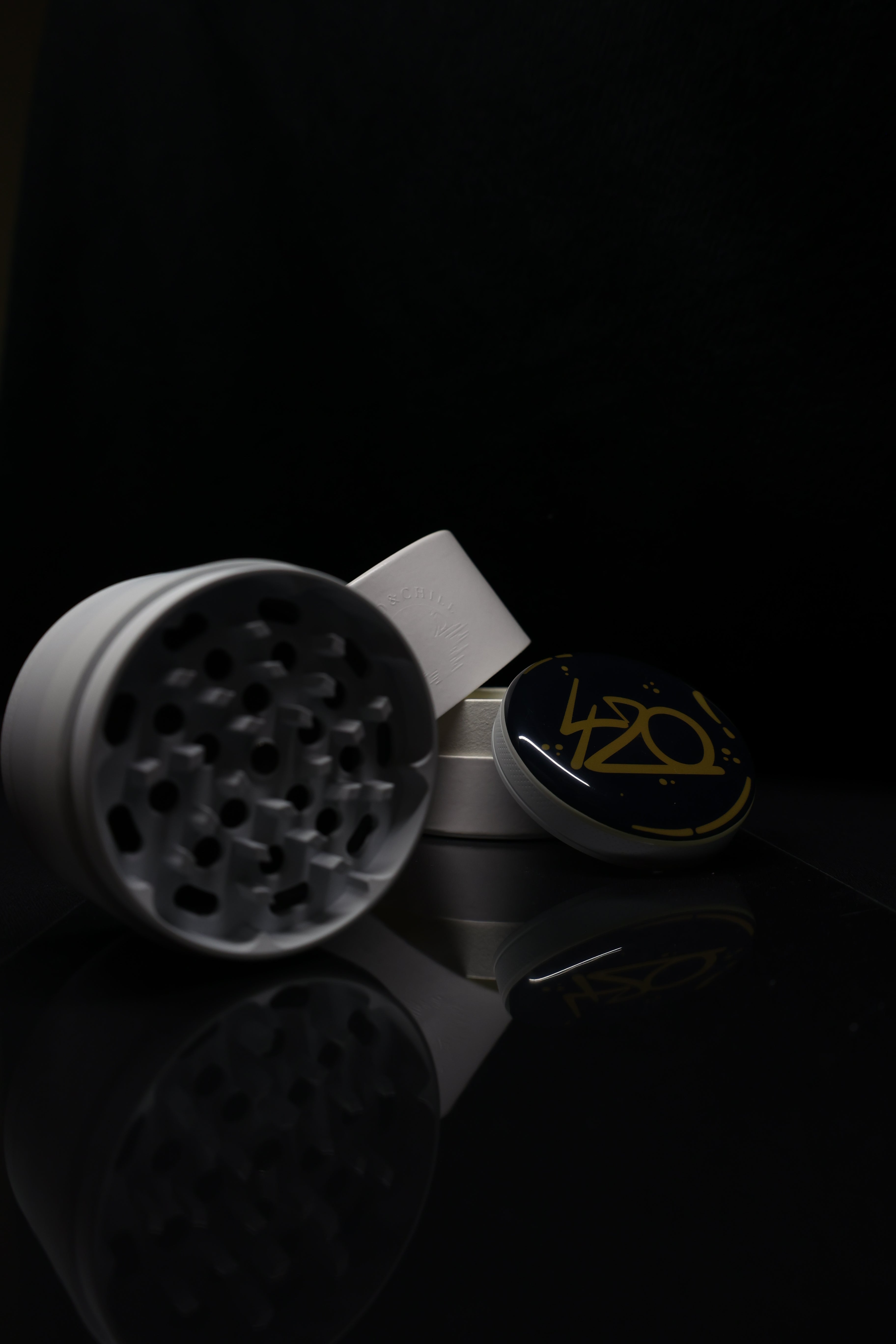 "420" GRINDER